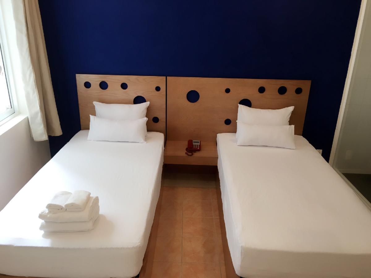 Istay Inn Hotel Хошимин Екстериор снимка