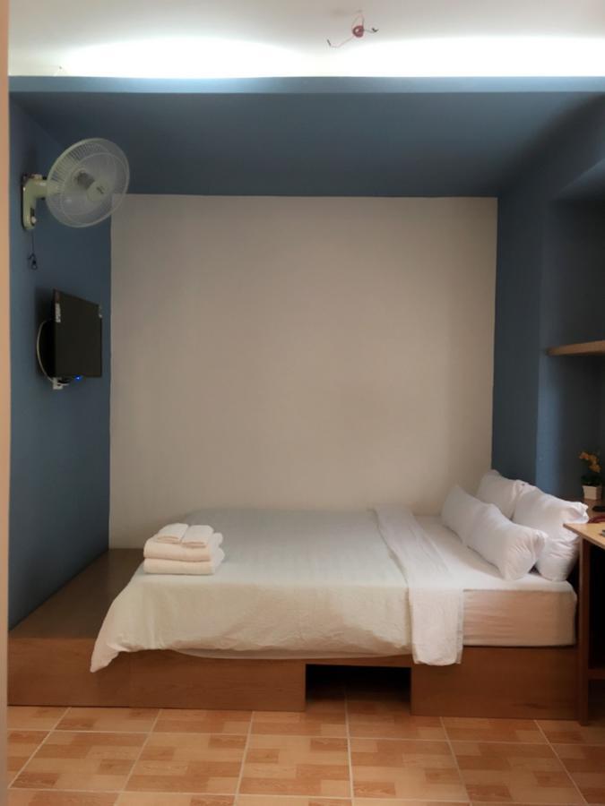 Istay Inn Hotel Хошимин Екстериор снимка