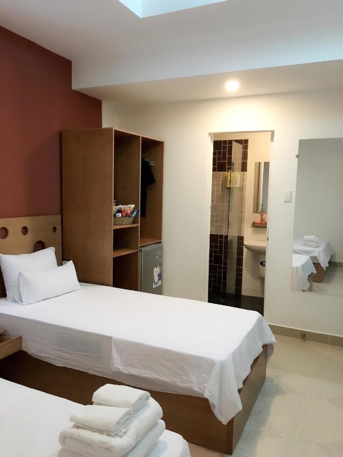 Istay Inn Hotel Хошимин Екстериор снимка