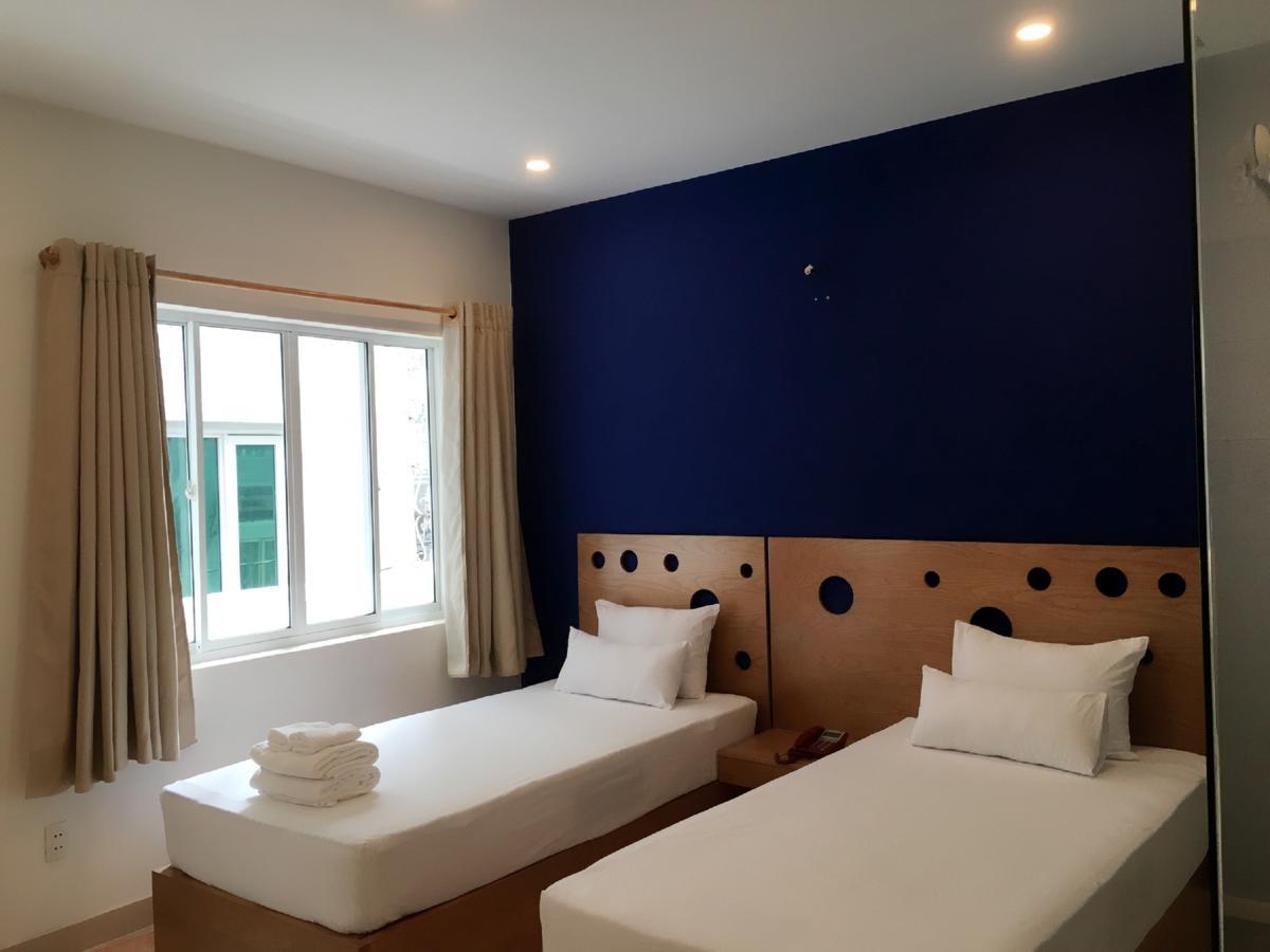Istay Inn Hotel Хошимин Екстериор снимка