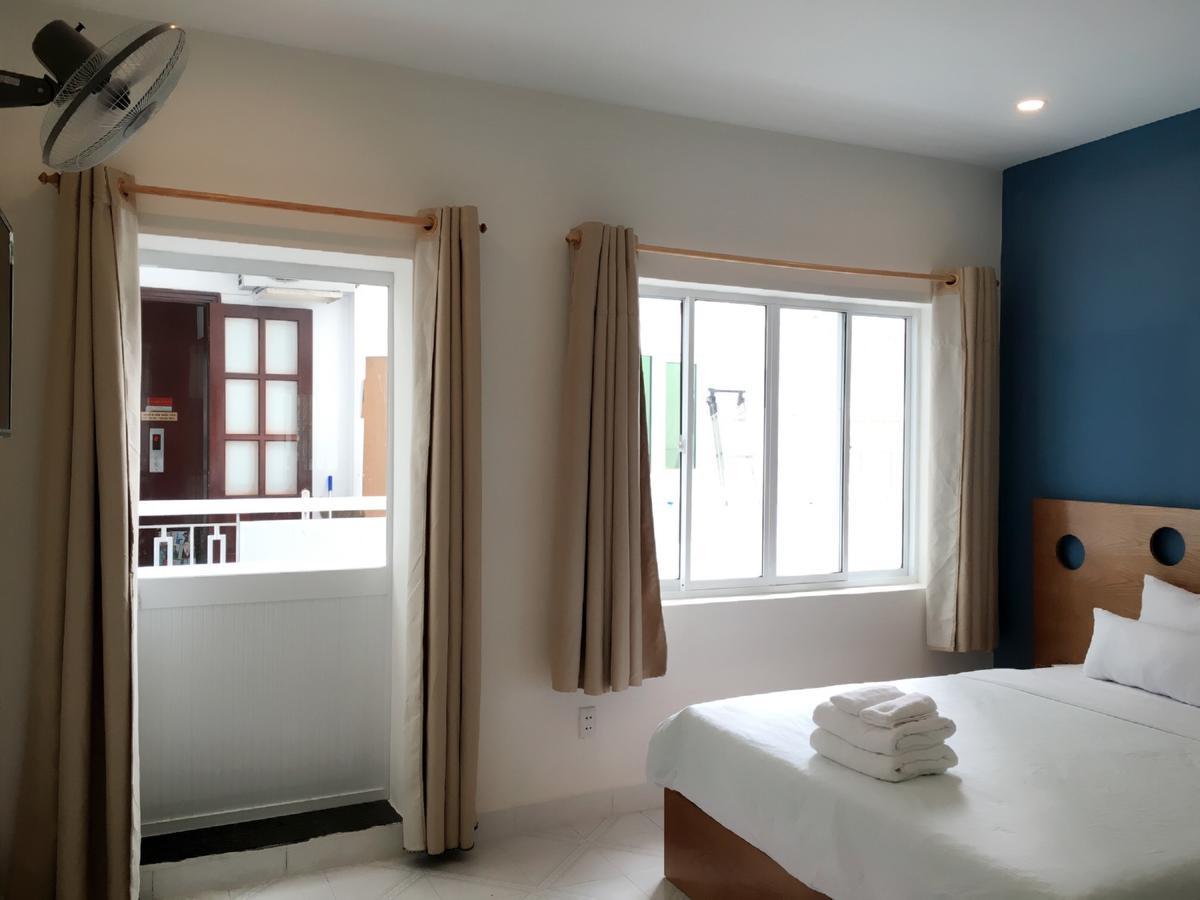Istay Inn Hotel Хошимин Екстериор снимка