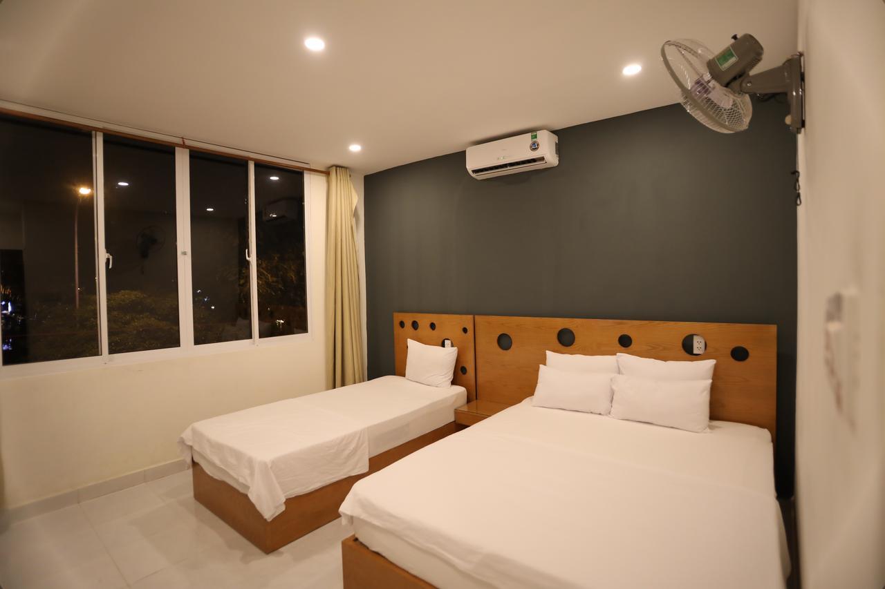 Istay Inn Hotel Хошимин Екстериор снимка