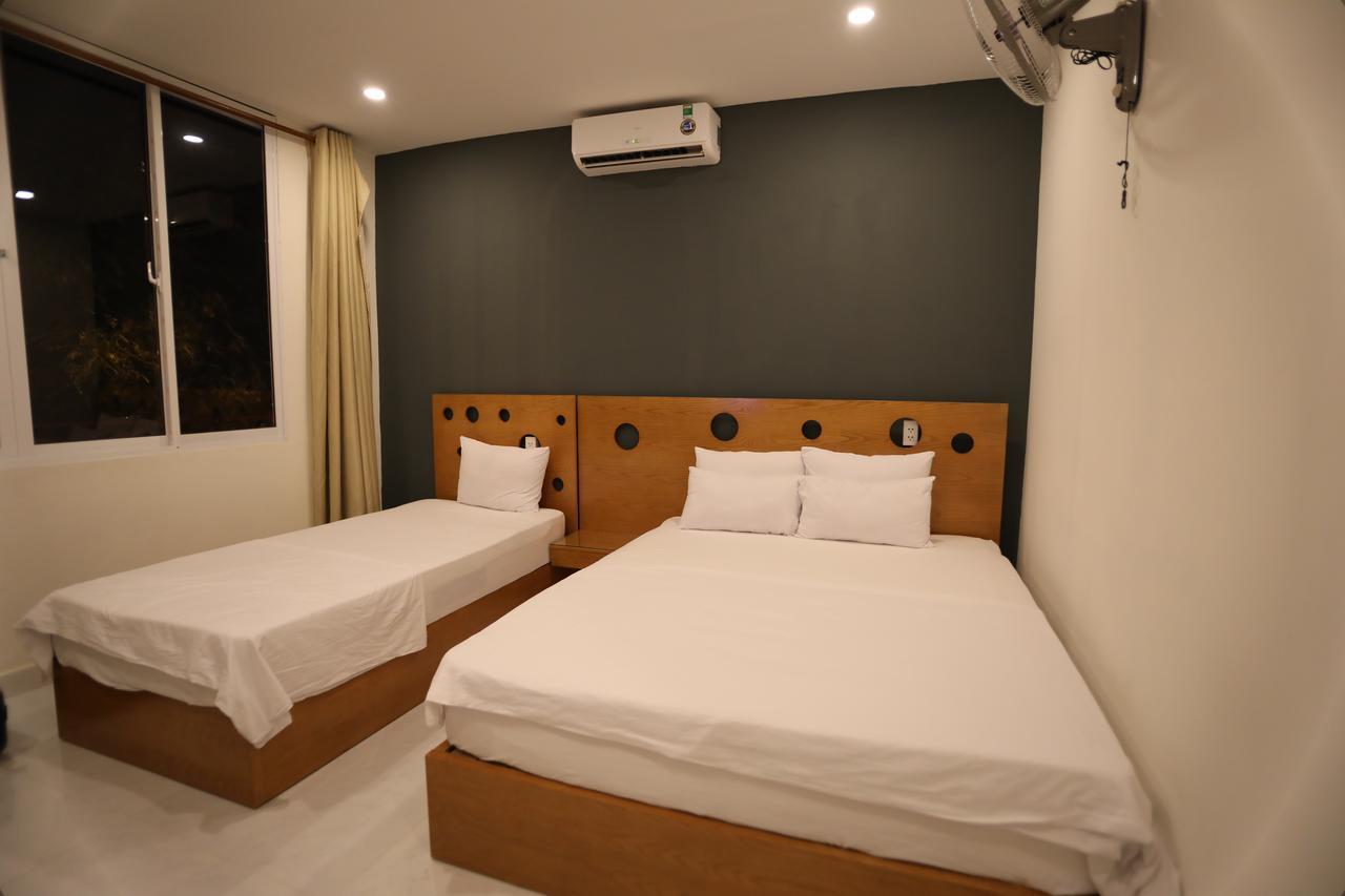 Istay Inn Hotel Хошимин Екстериор снимка