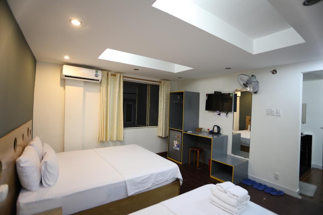 Istay Inn Hotel Хошимин Екстериор снимка