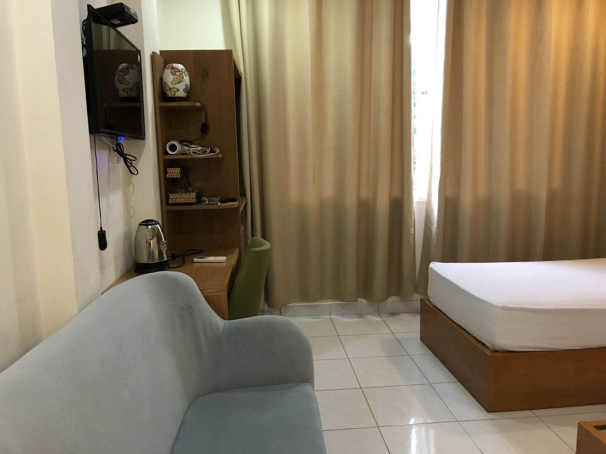 Istay Inn Hotel Хошимин Екстериор снимка